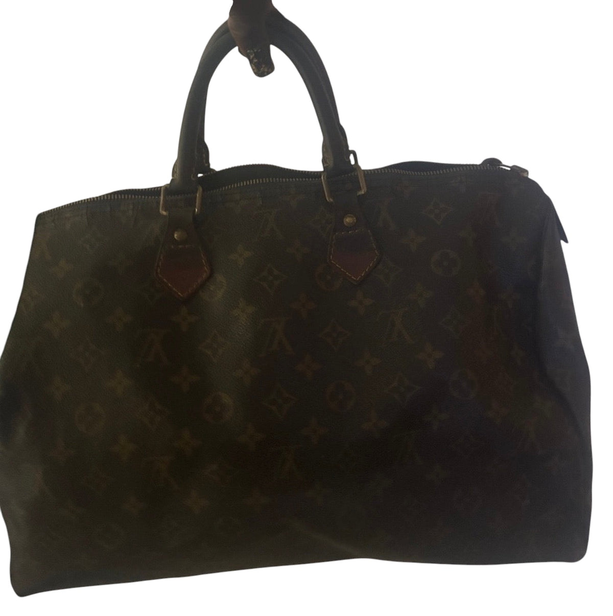 Louis Vuitton Speedy 40— Preloved Monogram Canvas