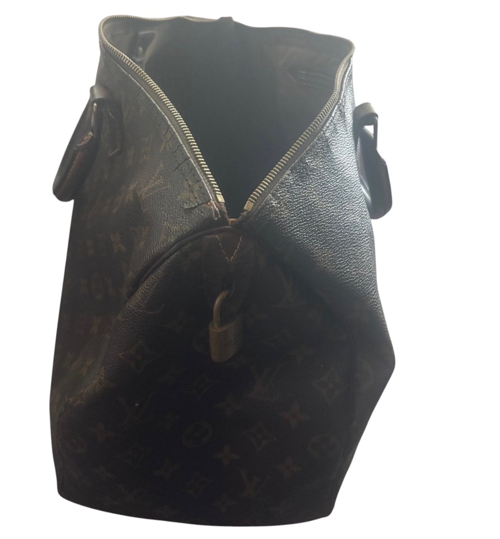 Louis Vuitton Speedy 40— Preloved Monogram Canvas